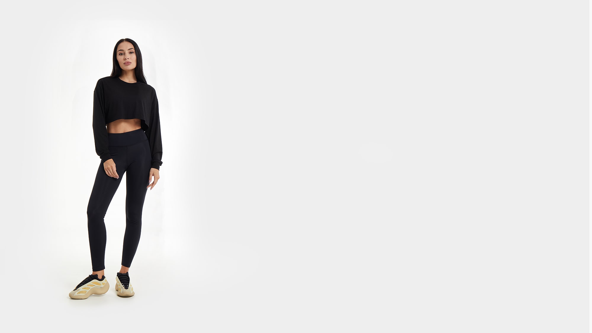 Футболка Логслив Crop Basic