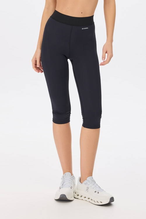 Axis Capri