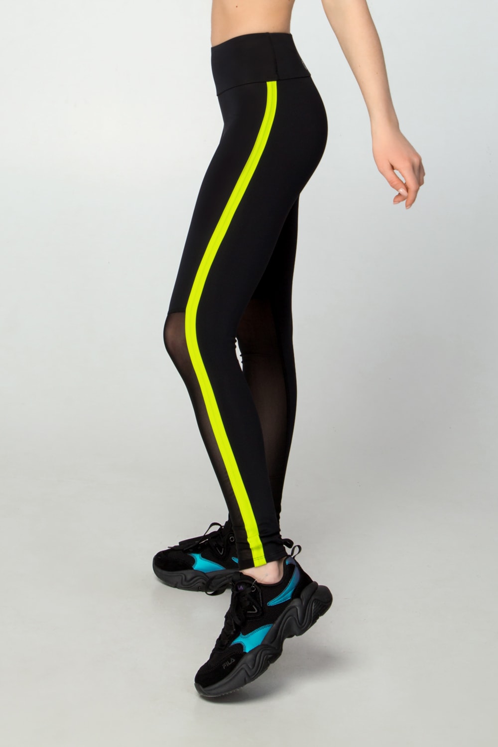 Black & Neon FTE Crossover leggings with pockets – Yellow Lite